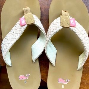 Vineyard Vines Flip Flops